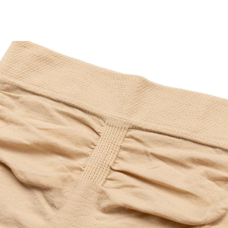 ベージュストラップレススリップ