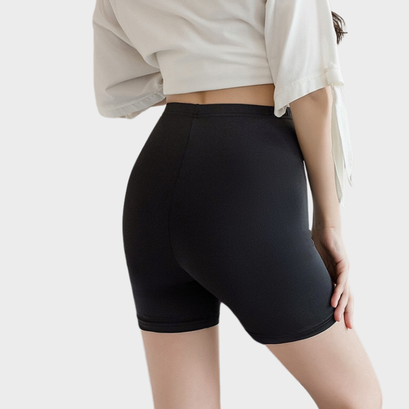 ブラックペチパンツスカート