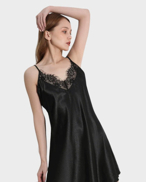 ブラックレーススリップ