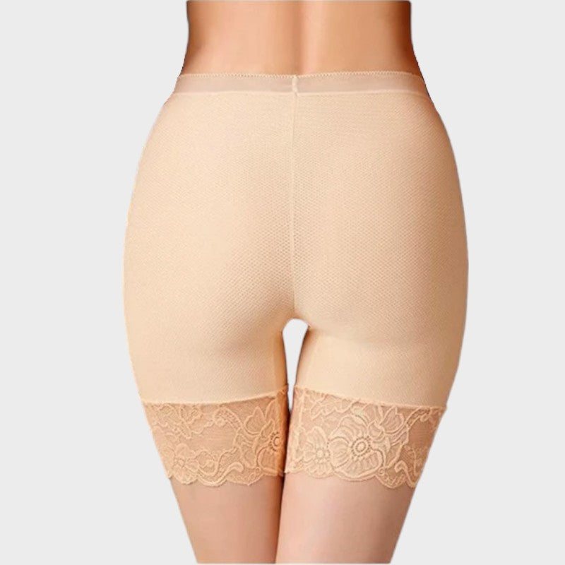 肌色ショーツ