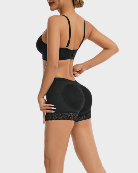 黒補正ショートパンツ